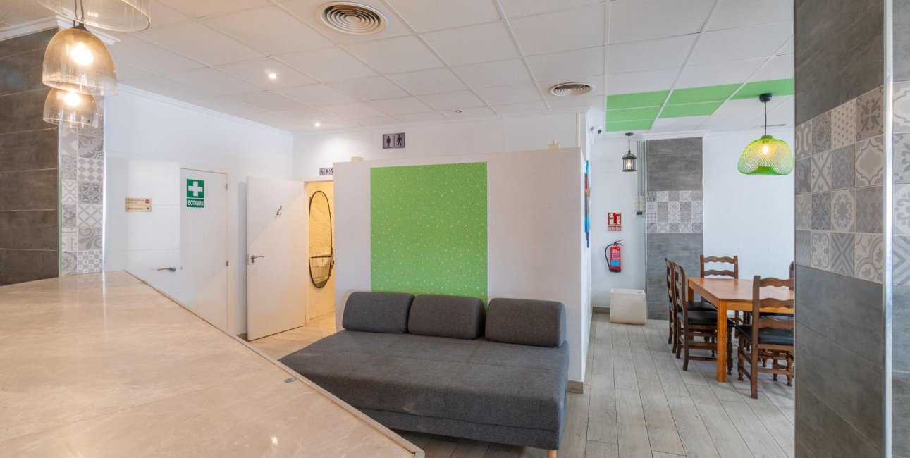 Alquiler a largo plazo - Comercial -
San Fulgencio - La Marina