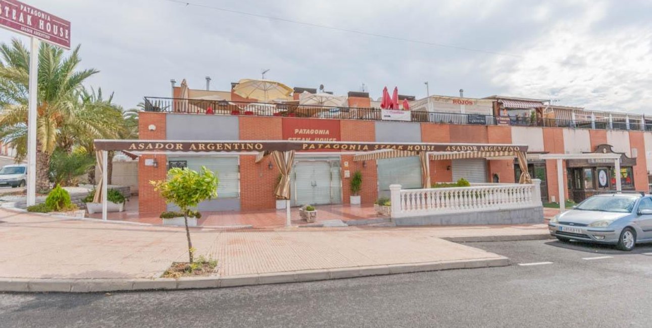 Alquiler a largo plazo - Comercial -
San Fulgencio - La Marina