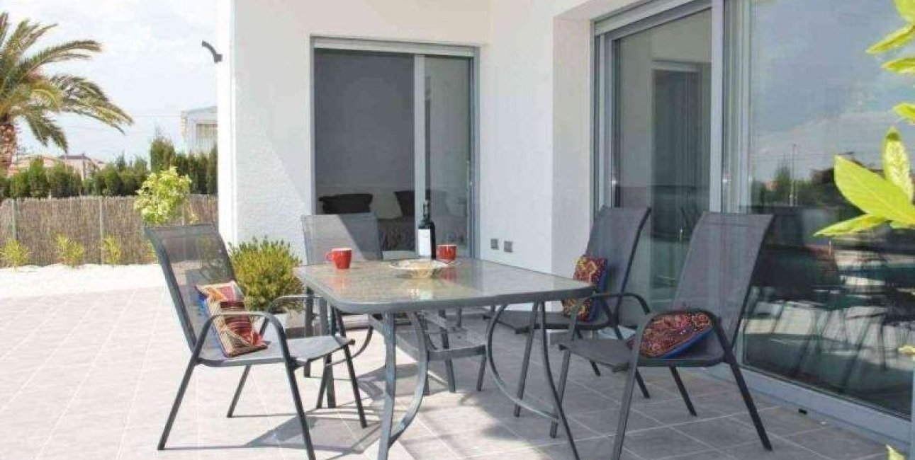 New Build - Villa -
Rafal - polideportivo