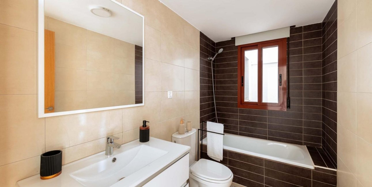 Obra nueva - Apartamento / piso -
Avileses - pueblo