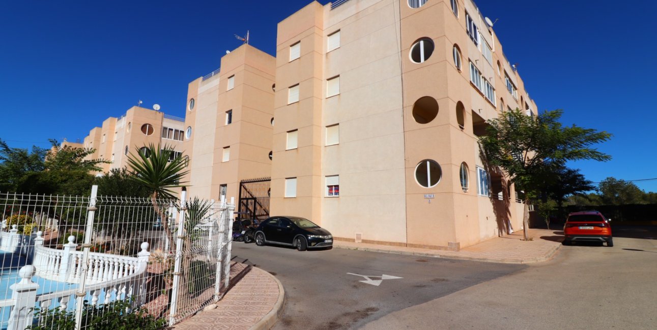 Resale - Apartment / flat -
Torrevieja - San Luis