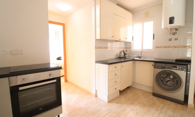 Resale - Apartment / flat -
Torrevieja - San Luis