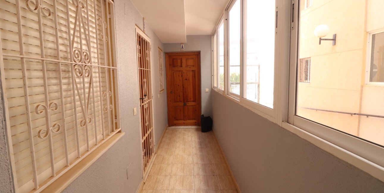 Resale - Apartment / flat -
Torrevieja - San Luis