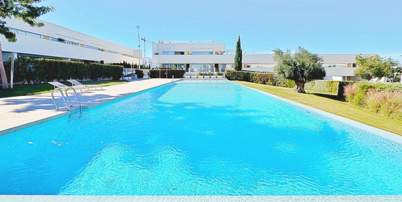 Reventa - Ático -
Torrevieja - Los Balcones - Los Altos del Edén