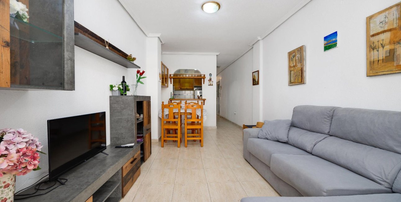 Resale - Apartment / flat -
Torrevieja - Playa del Cura