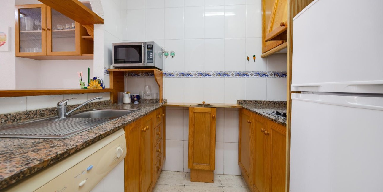 Resale - Apartment / flat -
Torrevieja - Playa del Cura