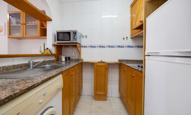 Resale - Apartment / flat -
Torrevieja - Playa del Cura