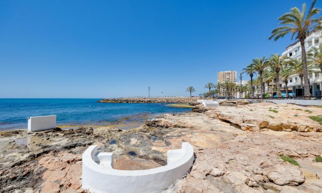 Resale - Apartment / flat -
Torrevieja - Playa del Cura