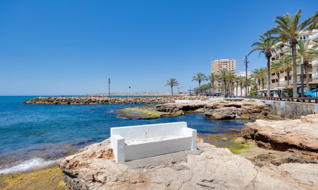 Resale - Apartment / flat -
Torrevieja - Playa del Cura