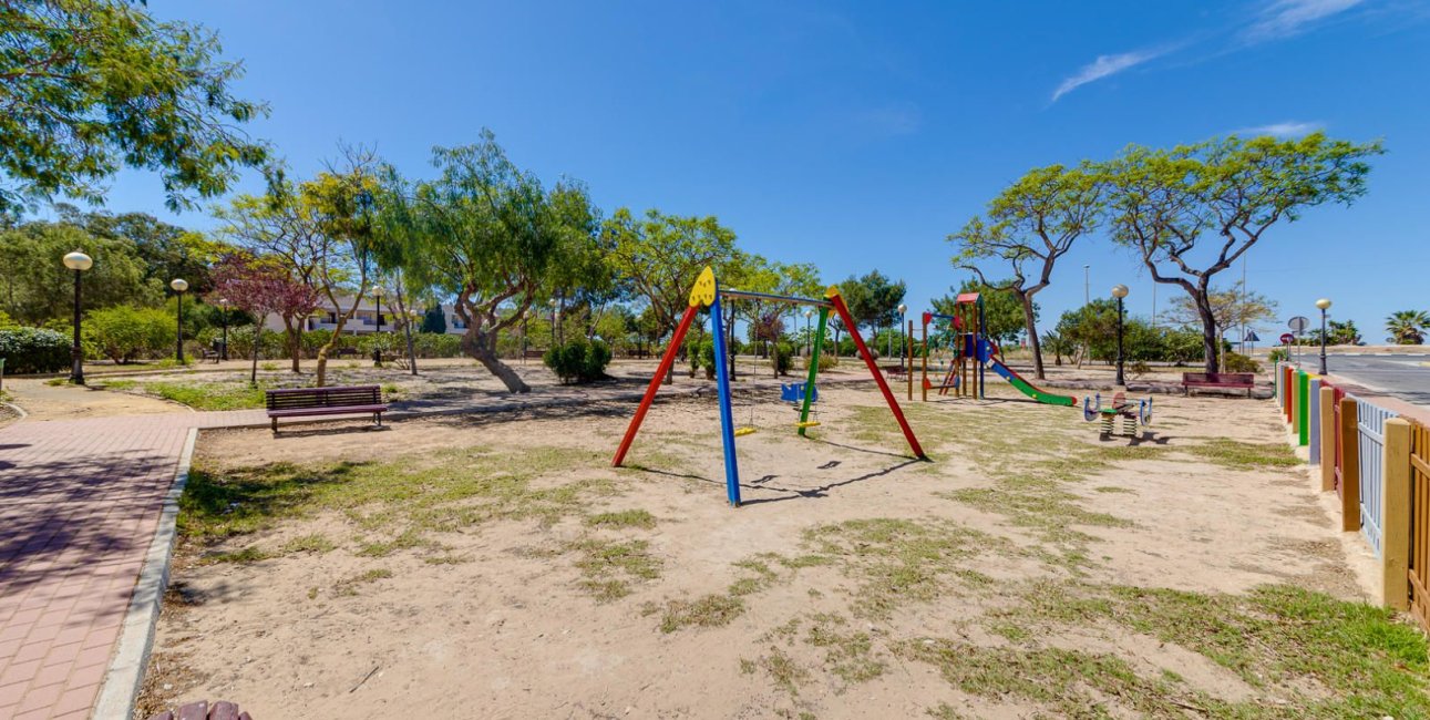 Rynek wtórny - Mieszkanie  -
Guardamar del Segura - Pinomar