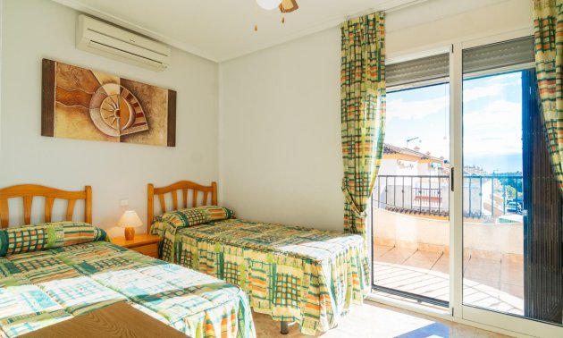 Reventa - Villa -
Orihuela Costa - Playa Flamenca