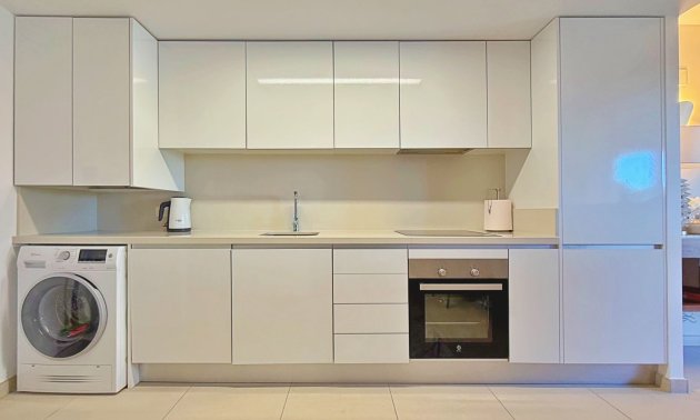 Rynek wtórny - Mieszkanie  -
Torrevieja - Punta prima