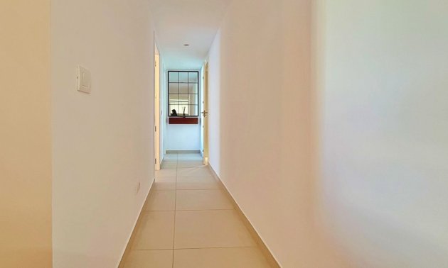 Rynek wtórny - Mieszkanie  -
Torrevieja - Punta prima