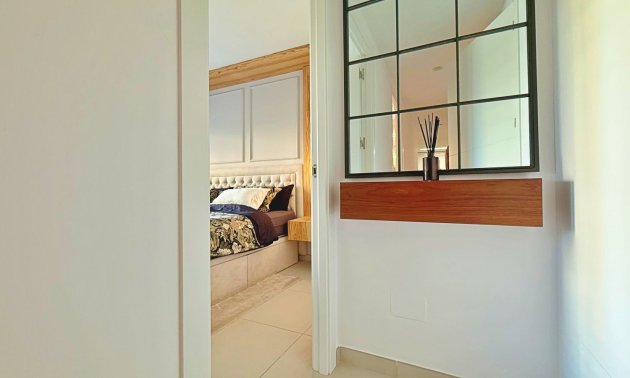 Rynek wtórny - Mieszkanie  -
Torrevieja - Punta prima