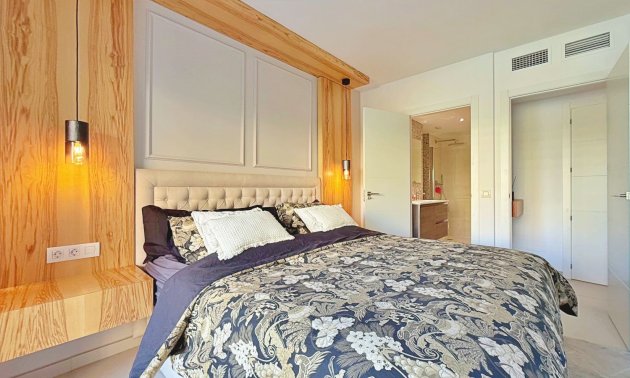 Rynek wtórny - Mieszkanie  -
Torrevieja - Punta prima