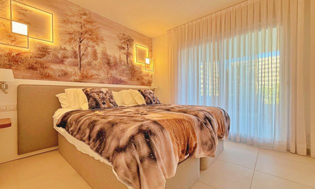 Rynek wtórny - Mieszkanie  -
Torrevieja - Punta prima