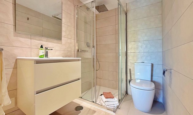 Rynek wtórny - Mieszkanie  -
Torrevieja - Punta prima