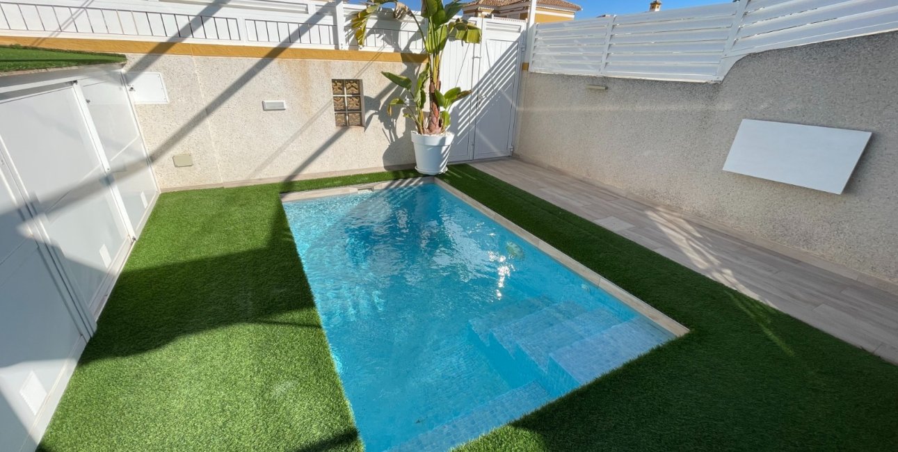 Rynek wtórny - Dom Szeregowy -
Torre de La Horadada - Torre de La Horadada - Town