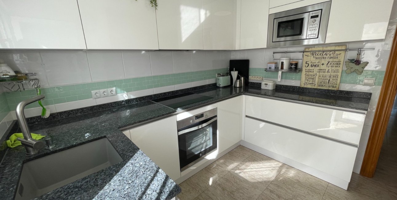 Rynek wtórny - Dom Szeregowy -
Torre de La Horadada - Torre de La Horadada - Town