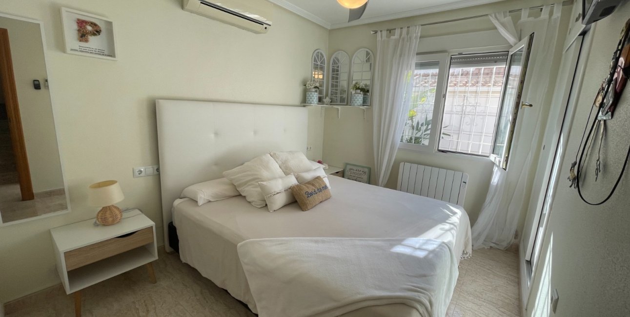 Rynek wtórny - Dom Szeregowy -
Torre de La Horadada - Torre de La Horadada - Town