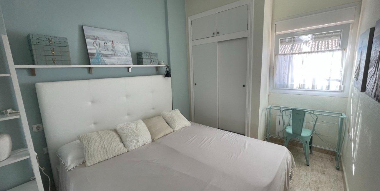 Rynek wtórny - Dom Szeregowy -
Torre de La Horadada - Torre de La Horadada - Town