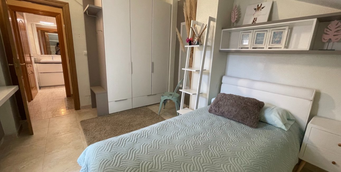 Rynek wtórny - Dom Szeregowy -
Torre de La Horadada - Torre de La Horadada - Town