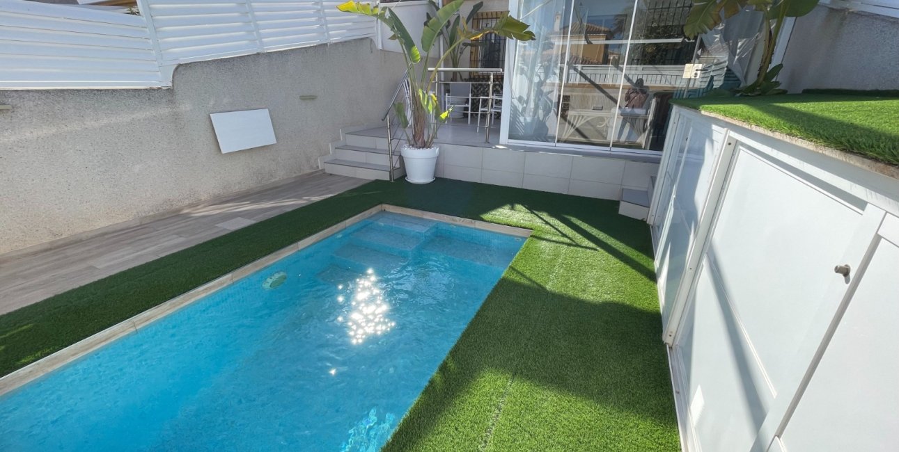 Rynek wtórny - Dom Szeregowy -
Torre de La Horadada - Torre de La Horadada - Town