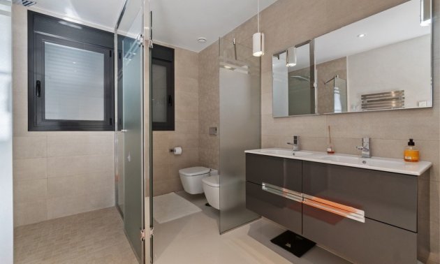 Resale - Villa -
Orihuela Costa - Agua Marina