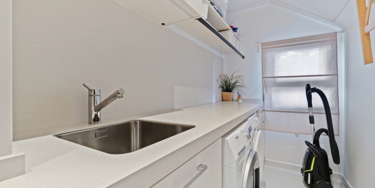 Resale - Villa -
Orihuela Costa - Agua Marina