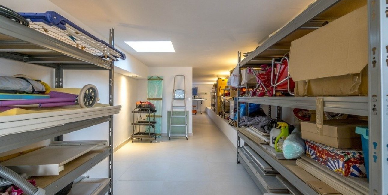 Resale - Villa -
Orihuela Costa - Agua Marina