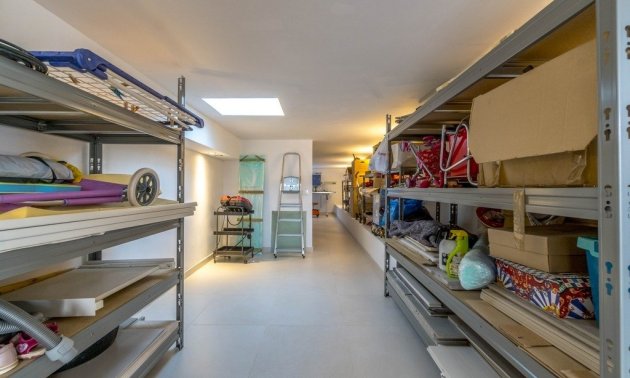 Resale - Villa -
Orihuela Costa - Agua Marina