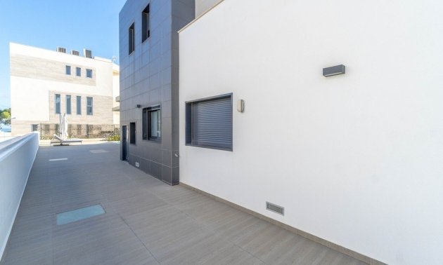 Resale - Villa -
Orihuela Costa - Agua Marina