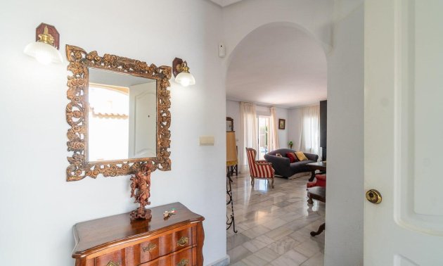 Resale - Villa -
Torrevieja - La Mata
