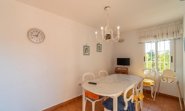 Resale - Villa -
Torrevieja - La Mata