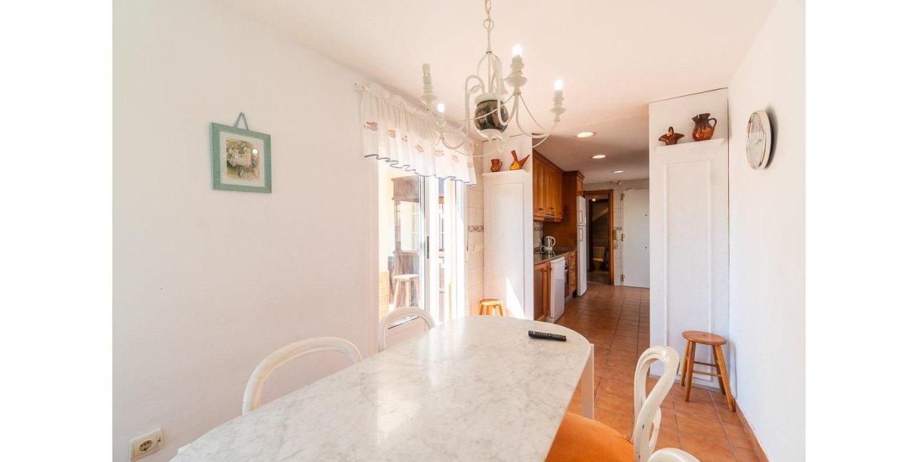 Resale - Villa -
Torrevieja - La Mata