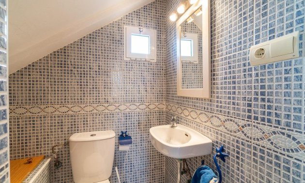 Resale - Villa -
Torrevieja - La Mata