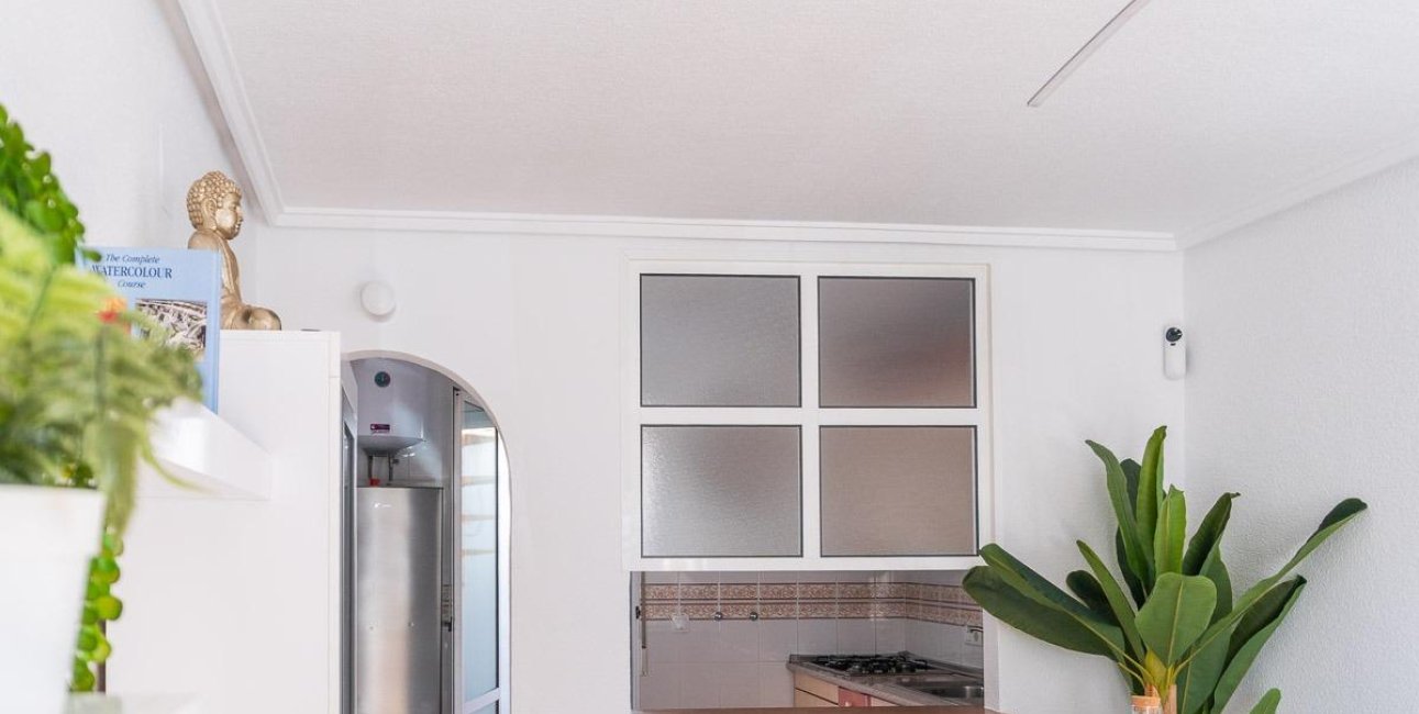 Resale - Villa -
Torrevieja - Torretas  - La Siesta - El Limonar