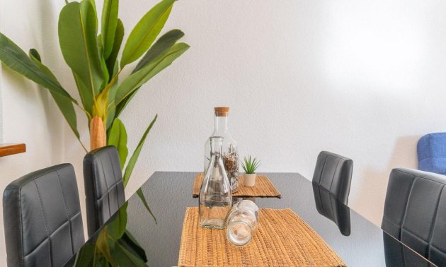 Resale - Villa -
Torrevieja - Torretas  - La Siesta - El Limonar