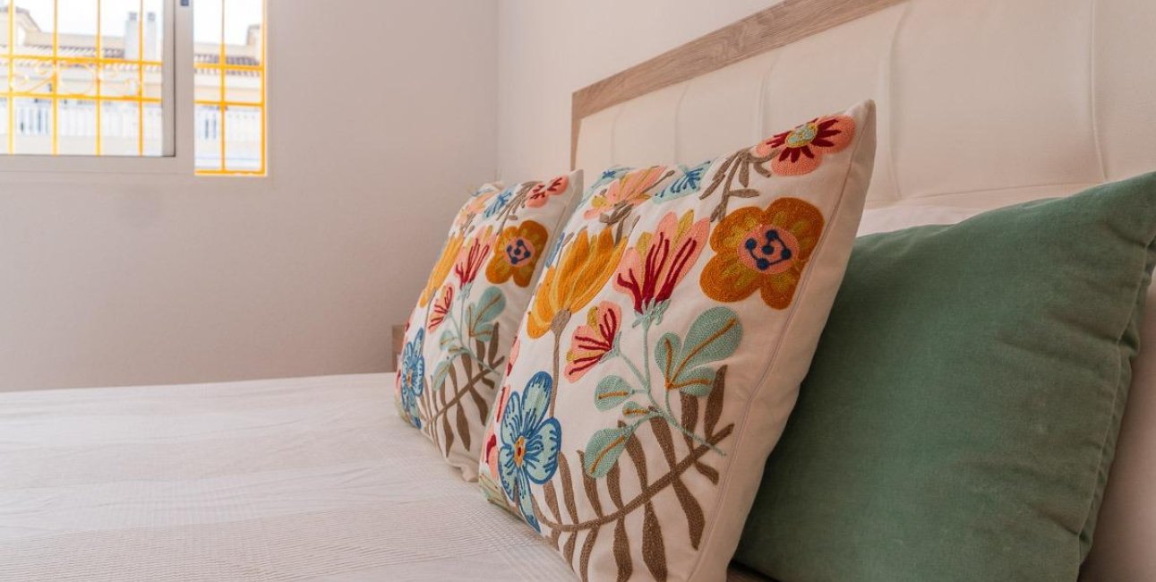 Resale - Villa -
Torrevieja - Torretas  - La Siesta - El Limonar