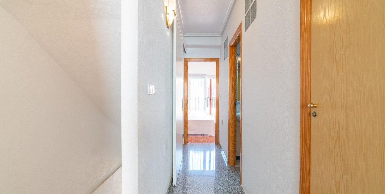 Rynek wtórny - Dom Szeregowy -
Orihuela Costa - Playa Flamenca