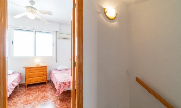 Rynek wtórny - Dom Szeregowy -
Orihuela Costa - Playa Flamenca