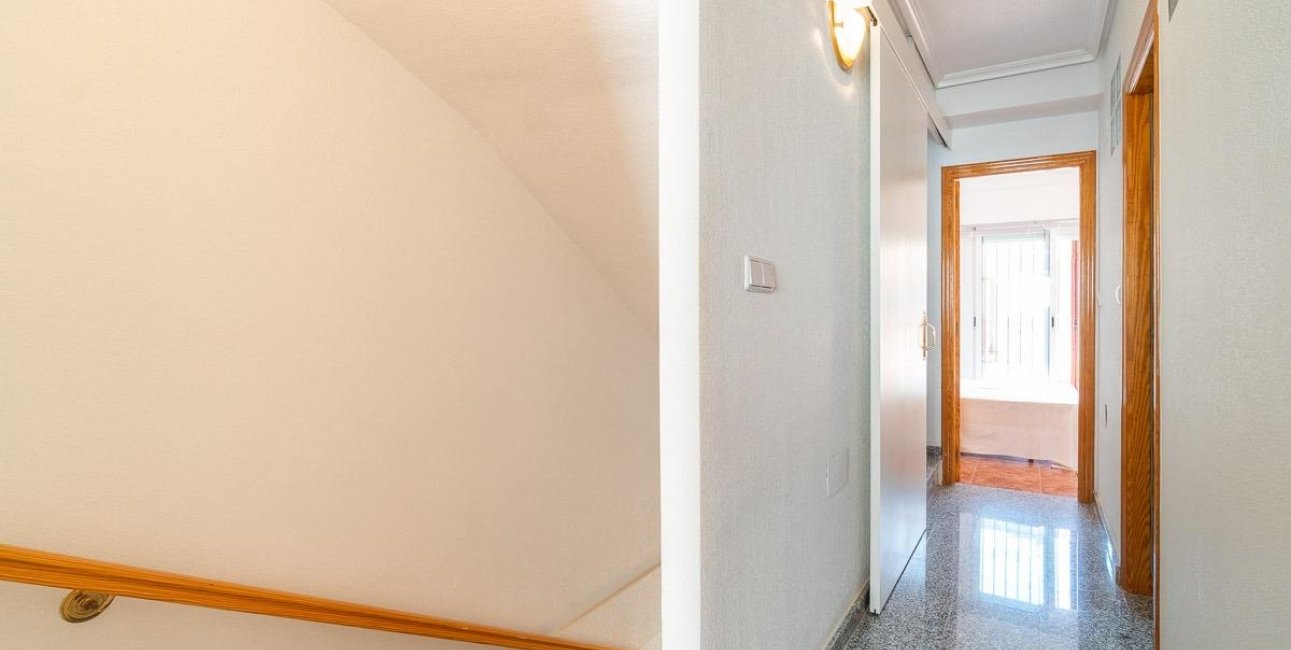 Rynek wtórny - Dom Szeregowy -
Orihuela Costa - Playa Flamenca