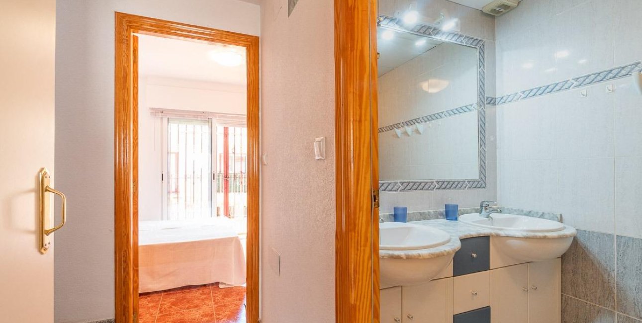 Rynek wtórny - Dom Szeregowy -
Orihuela Costa - Playa Flamenca