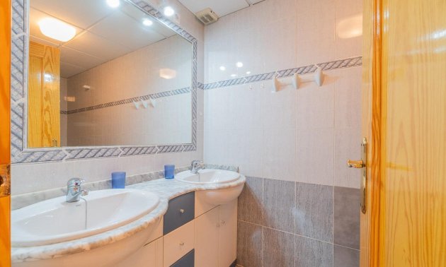 Rynek wtórny - Dom Szeregowy -
Orihuela Costa - Playa Flamenca