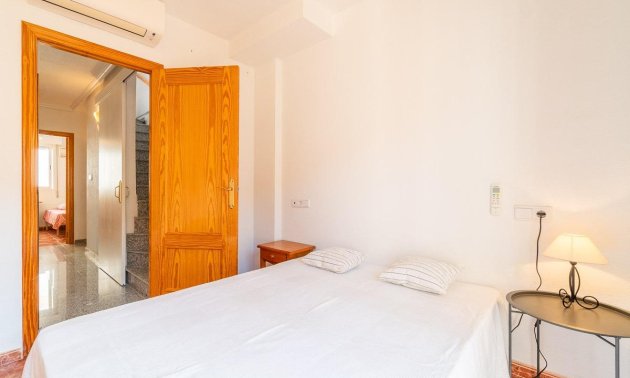 Rynek wtórny - Dom Szeregowy -
Orihuela Costa - Playa Flamenca