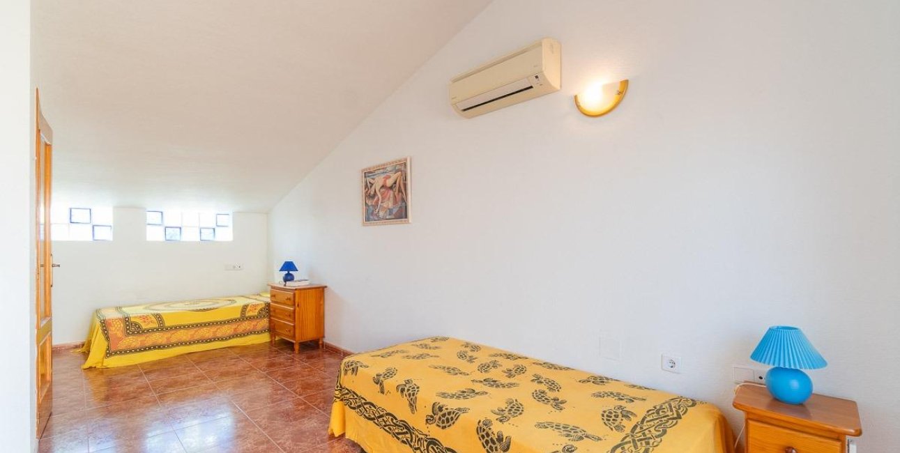 Rynek wtórny - Dom Szeregowy -
Orihuela Costa - Playa Flamenca