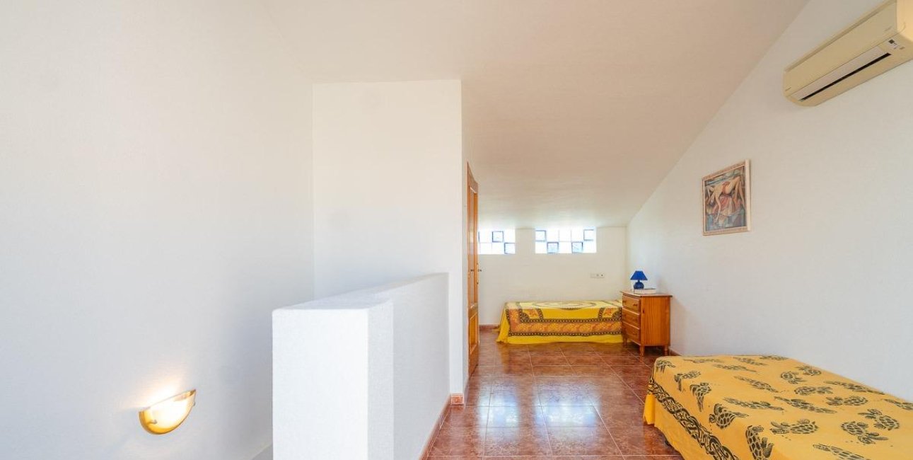 Rynek wtórny - Dom Szeregowy -
Orihuela Costa - Playa Flamenca