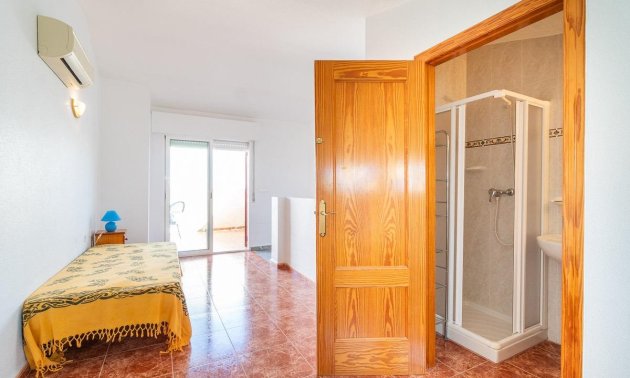 Rynek wtórny - Dom Szeregowy -
Orihuela Costa - Playa Flamenca