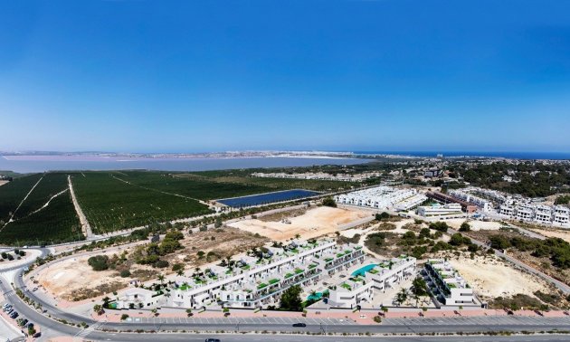 Rynek pierwotny - Willa -
Torrevieja - Lago Jardín II