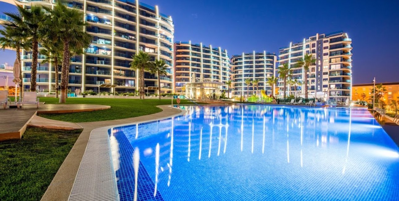 Resale - Penthouse -
Torrevieja - Punta prima